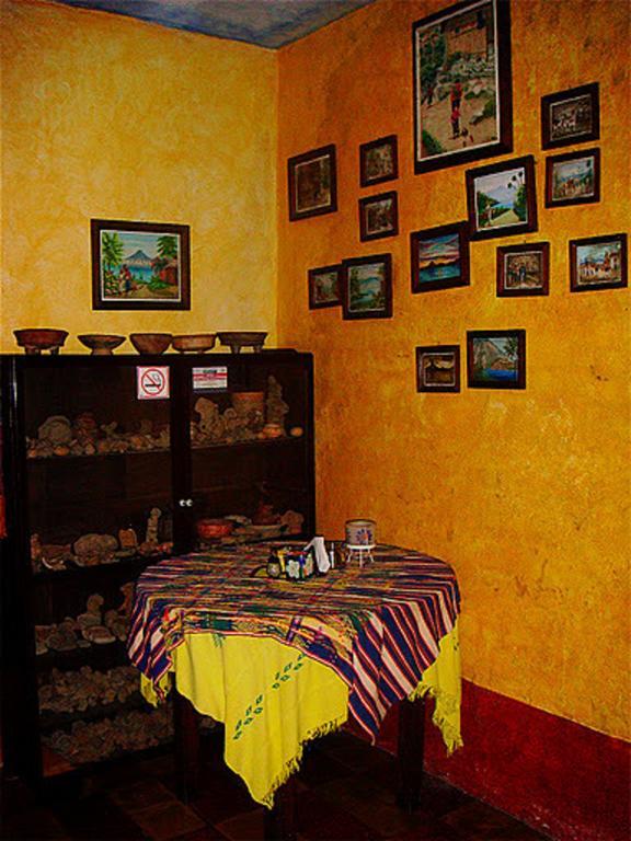 Posada Belen Museo Inn Guatemala City Exterior photo