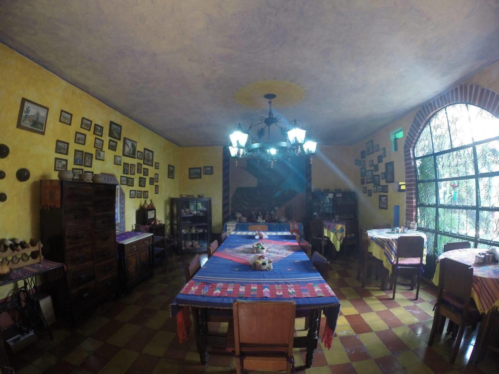 Posada Belen Museo Inn Guatemala City Exterior photo